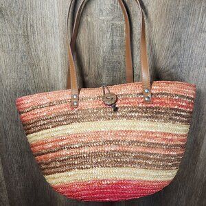 🔆😎Sun and Sand Woven Sisal Tote with Leather Straps & Button Detail